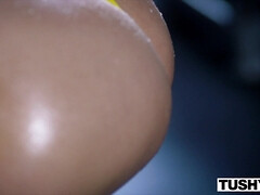 In den arsch, Arsch, Aus dem arsch in den mund, Hardcore, Milf, Mutti, Natürlichen titten, Muschi