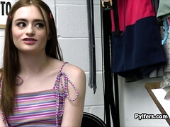 Любители, Брюнетки, Собачьи, Хд, В офисе, Крошечные, Шпионские видео, Молоденькие