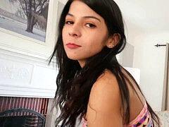 Grosser schwanz, Braunhaarige, Zierlich, Jungendliche (18+)