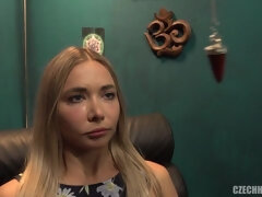 お尻, ブロンド, フェラチオ, 手コキする, オナニー, ハメ撮り, ストリッピング, ティーン