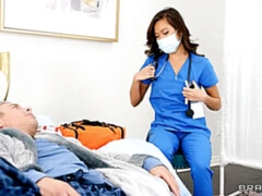 Anaal, Grote lul, Pijpbeurt, Hondjeshouding, Natuurlijke tieten, Verpleegster, Mager, Tieten likken