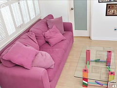 Tussi, Grosser schwanz, Blasen, Braunhaarige, Spermaladung, Aufs gesicht abspritzen, Hardcore, Jungendliche (18+)