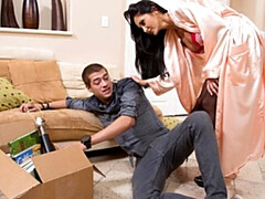 Grosser arsch, Grosser schwanz, Grosse titten, Blasen, Braunhaarige, Hundestellung, Milf