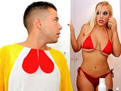 Grosser arsch, Grosse titten, Blondine, Blasen, Hundestellung, Küssen, Milf, Natürlichen titten