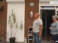 Enthousiasteling, Bedriegen, Dichtbij, Stel, Huisgemaakt, Rijpe lesbienne, Kut duiken, Ruw