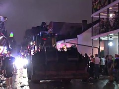 Nana, Gros seins, De plein air, Fête, Public, Softcore, Tatouage, Nénés