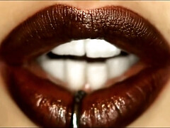 Grote kont, Grote mammen, Pijpbeurt, Rondborstig, Sperma shot, Handbeurt, Ondergoed, Kantoor