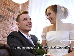 Grote mammen, Brijd, Bruinharig, Man die toekijkt, Ondergoed, Realiteit, Tiener, Tieten likken