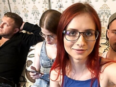 Sucer une bite, En levrette, Groupe, Lingerie, Rousse roux, Jarretelles, Adolescente, Webcam