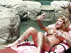 18 jahre, Grosser schwanz, Grosse titten, Betrug, Hardcore, Hd, Schwestern, Jungendliche (18+)