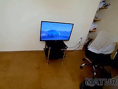 Naughty older woman in stockings takes cash for a hard fuck - Matures 4K