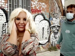 Blonde, Sucer une bite, Tir de sperme, Queue, Hard, Fille latino, Maman, Réalité