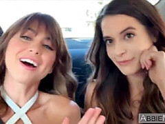 Amateur, Grosse bite, Sucer une bite, En levrette, Seins naturels, Pov, Maigrichonne, Adolescente