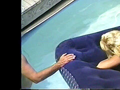 Biseksueel, Man die toekijkt, Rijpe lesbienne, Biljart