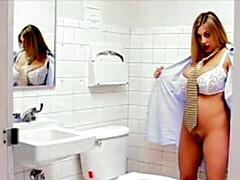 素人, デカ尻, ブロンド, 指いじり, オナニー, 淫乱熟女, 一人, ストリッピング