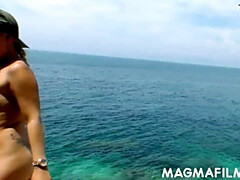 Plage, Gros cul, Blonde, Éjaculer dans la bouche, Tir de sperme, Hard, De plein air, Public