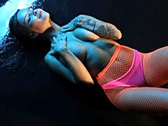 18 años, Amateur, Culo grande, Tetas grandes, Morena, Masturbación, Flaco, Solo