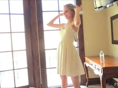 En gros plan de très près, Robe, Extrême, Béant, Talons, Orgasme, Public, Solo