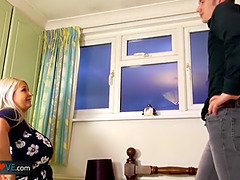 Brunette brune, Femme couguar, Mature, Mère que j'aimerais baiser, Maman, Chatte, Criant, Belle mère