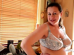 デカパイ, イギリス人, 巨乳な, Hd, オナニー, 熟年, 現実, 垂れ乳