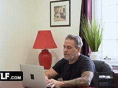 Gros seins, Tromperie, Tir de sperme, Gorge profonde, Hd, Orgasme, Rugueux, Épouse