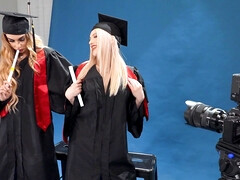 アナル, ブロンド, フェラチオ, チン, 手コキする, ヒール, 異人種間, 三人