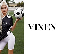 Culo grande, Verga grande, Tetas grandes, Rubia, Mamada, Estilo perrito, Al aire libre, Flaco