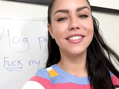 Gros seins, Sucer une bite, Brunette brune, Tir de sperme, Famille, Hd, Pov, Adolescente