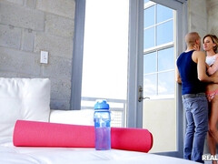 69 negenenzestig, Anaal, Grote mammen, Lul, Moeder die ik wil neuken, Natuurlijke tieten, Doordringend, Stiefmoeder