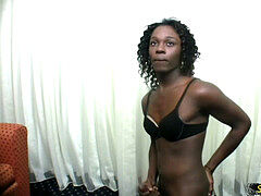 Amateur, Tir de sperme, Noir ébène, Culottes ou slips, Pov, Transsexuelle, Maigrichonne, String