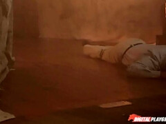 Blonde, Brunette brune, Doigter, Lesbienne, Mère que j'aimerais baiser, Orgie, Nénés, Train