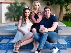 Kont, Grote mammen, Biseksueel, Pijpbeurt, Bruinharig, Feest, Kut duiken, Strippen