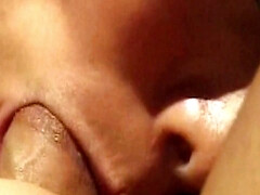 Gros seins, Sucer une bite, Brunette brune, Doigter, Nue  à poil, Chatte, Rétro ancien, Mouillée