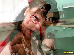 Wohlbeleibte schöne frauen, Schwarz, Blasen, Öl, Geschwollene nippel, Hoch, Tätowierung, Titten