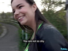 Amateur, Tetas grandes, Morena, Checa, Europeo, Pajear, Tetas naturales, Al aire libre