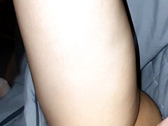 Enthousiasteling, Aziatisch, Grote kont, Hardcore, Masturbatie, Openbaar, Tiener, Speelgoed