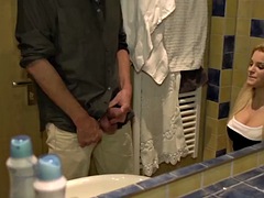 Anal, Tetas grandes, Rubia, Mamada, Europeo, Sexo duro, Secretaria, Adolescente