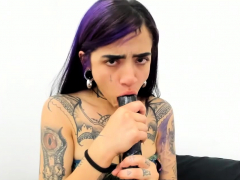 Blasen, Braunhaarige, Hd, Masturbation, Solo, Jungendliche (18+), Spielzeuge, Netzkamera
