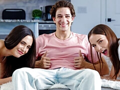 18 jahre, Grosser schwanz, Blasen, Hundestellung, Frau frau mann, Dürr, Jungendliche (18+), Titten