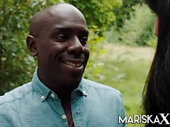 Mamada, Morena, Estilo perrito, Interracial, Latina, Madres para coger, Al aire libre, Realidad