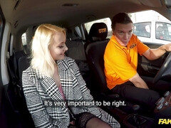 Amateur, Cul, Noire, Blonde, Sucer une bite, De plein air, Piercing, Jarretelles