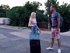 ブロンド, 浮気する, ヨーロピアン, お金, ピアス, ハメ撮り, 公共, タトゥー