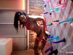 Nadia Jay gets fucked from behind after giving head