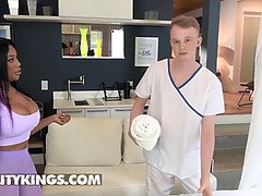 Gros seins, Sucer une bite, Gorge profonde, Hard, Hd, Massage, Huilée, Réalité