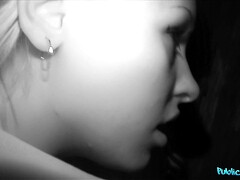 Grosser arsch, Blasen, Hundestellung, Europäisch, Im freien, Pov, Realität, Schlucken