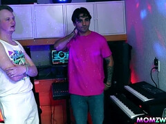 デカチン, 茶髪の, チン, 黒人, 指いじり, Hd, オマンコ, 義母