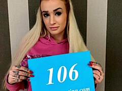 Fake breasted diva Daisy Lee enjoys a casting fuck