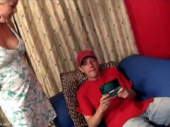 Анальный секс, Язык в попке, Большая жопа, Большие сиськи, Минет, Член, Зрелые, Мамочка