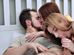 Nana, Brunette brune, Couple, Hard, Léchez, Masturbation, Rousse roux, Adolescente