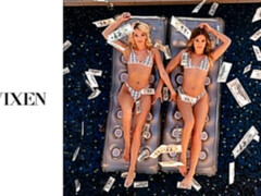 Cul, Gros cul, Blonde, En levrette, 2 femmes 1 homme, Branlette thaïlandaise, Adolescente, Nénés